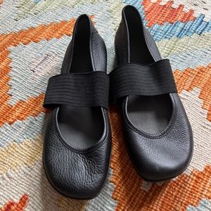 Camper Right Nina Women's Black Leather Ballet Flats Ladies Mary Jane Size 40 9